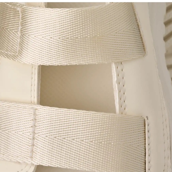 UGG Cream Slide Sandals - Picture 4 of 7